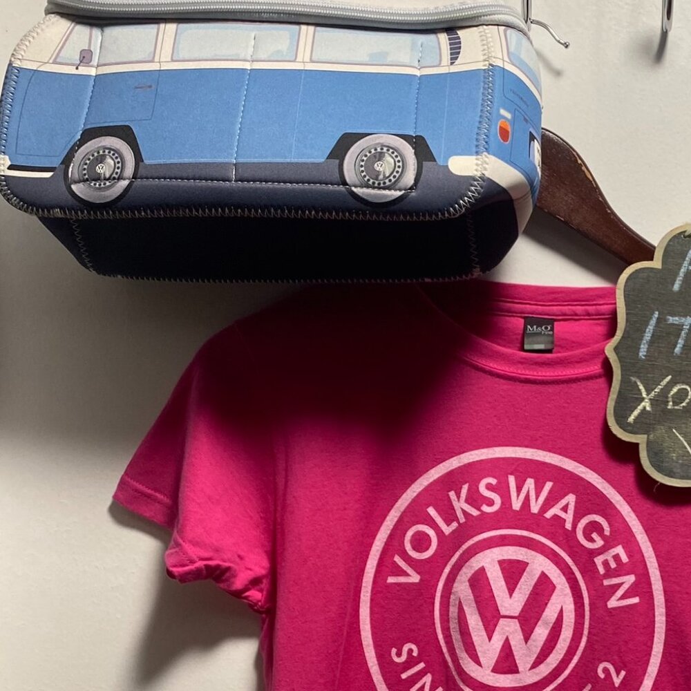 Licensed VW Hippie Bus Lunch Bag & Graphic Tee Set (Size Medium) - Picture 5 of 16